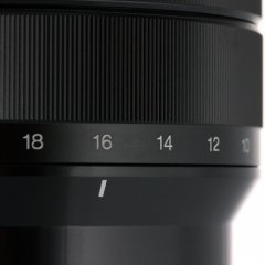 Объектив Sony SEL 10-18 f/4.0 OSS