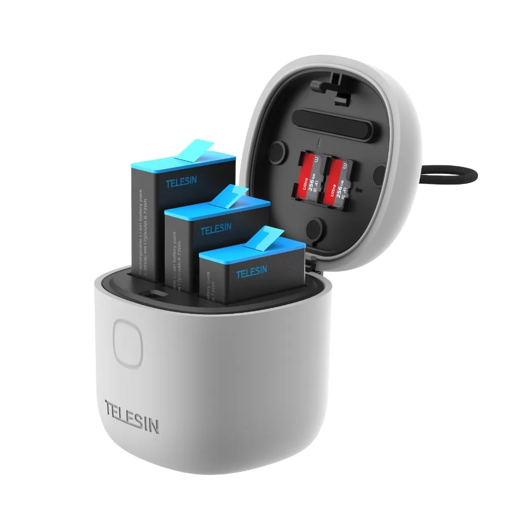 Зарядное устройство Telesin на 3 аккумулятора GoPro Hero 9/10/11 (с встроенным картридером micro SD)